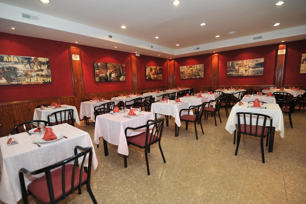 Hostal Goyma II San Fernando De Henares Buitenkant foto