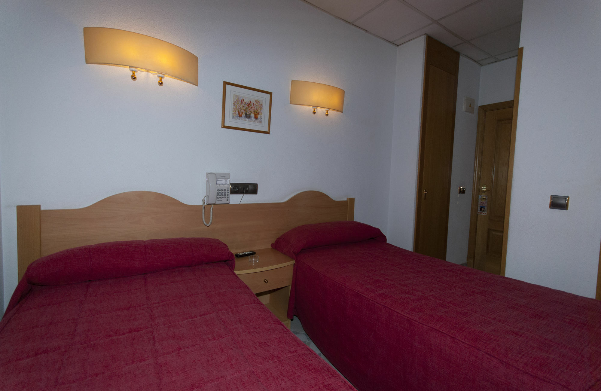 Hostal Goyma II San Fernando De Henares Buitenkant foto